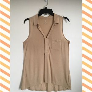 New York And Company V Neck Tunic💐